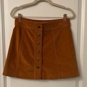 Madewell velveteen Button-Front  Skirt color golden pecan